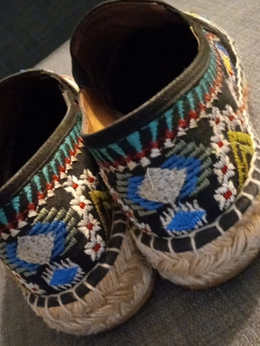 Johnny Was Catopsia embroidered sneaker espadrilles